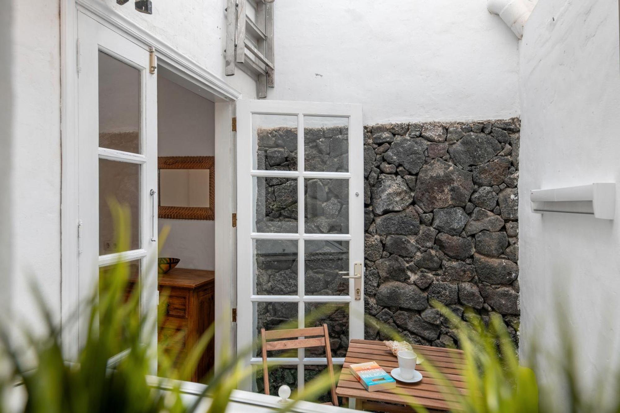 Cipreses Puerto del Carmen (Lanzarote)